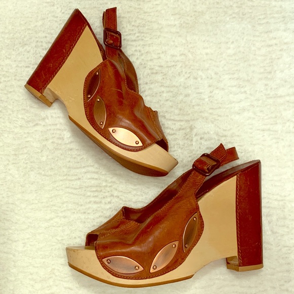 wedge clogs open toe